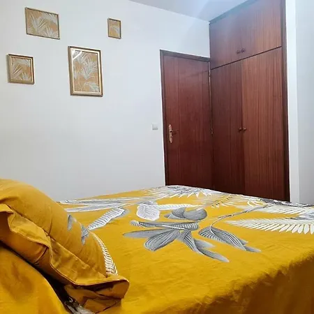 De Paz *