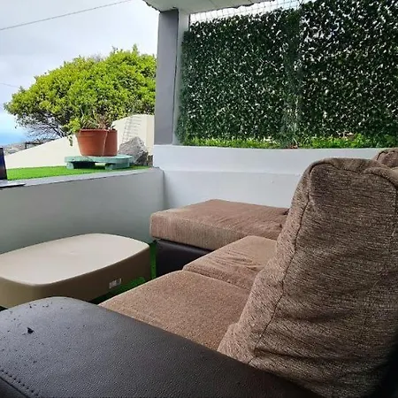 De Paz *